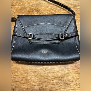 Lauren Ralph Lauren Sheldon Flap Crossbody bag in black